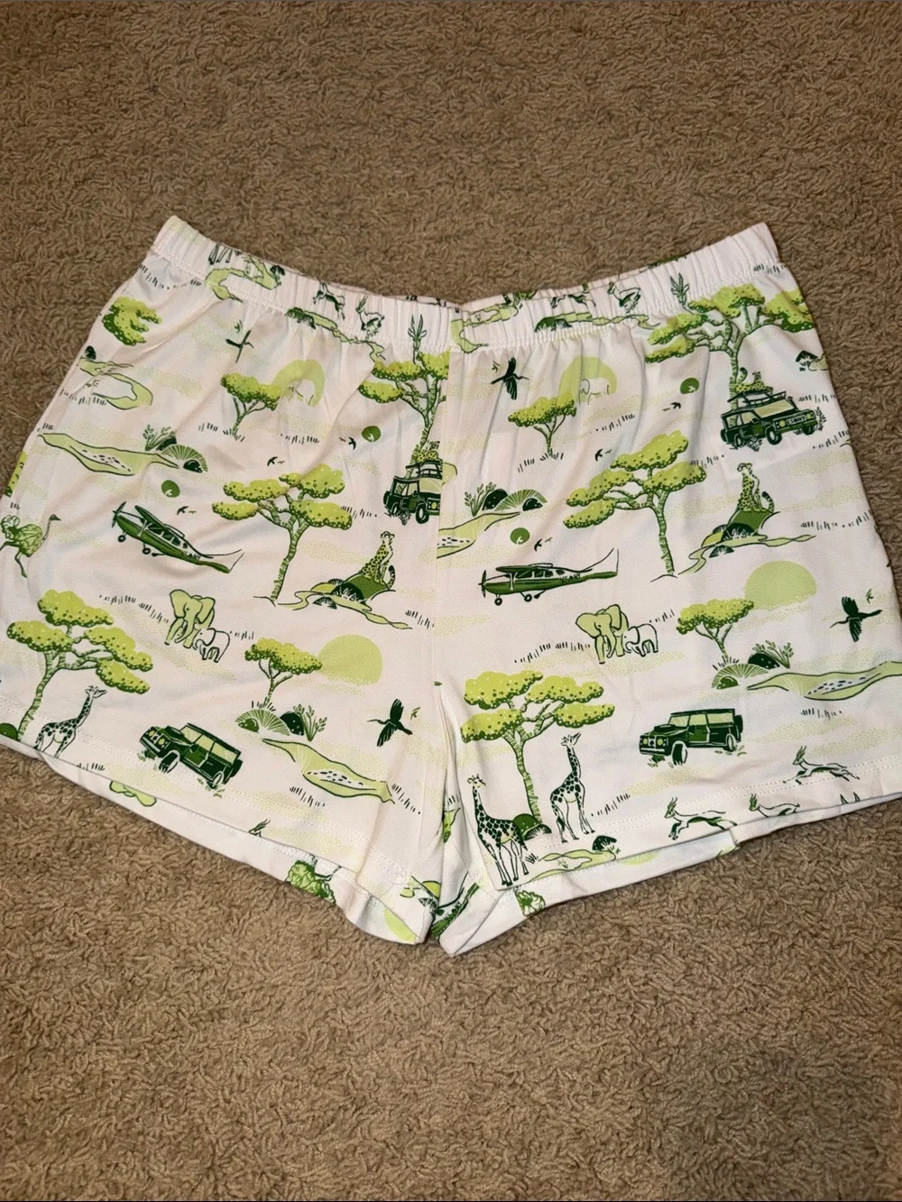 kate spade White and Green Safari-Print Short Pajama Set
